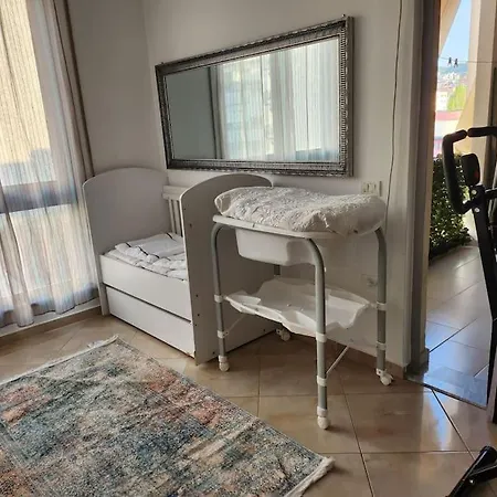 Beautiful Apartament In 1 * Tirana
